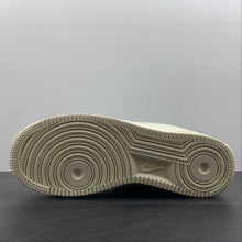 Cargar imagen en el visor de la galería, Air Force 1 07 Low Beige Moon 315122 707