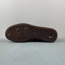 Cargar imagen en el visor de la galería, Adidas Handball Spezial Navy Gum Clear Sky Blue BD7633