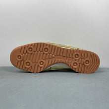 Cargar imagen en el visor de la galería, Adidas SL 72 RS Gold Metallic Black JH5110