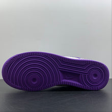 Cargar imagen en el visor de la galería, Louis Vuitton Trainer Snaker x Air Force 1 White Purple LK0231