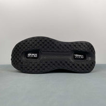 Cargar imagen en el visor de la galería, Nike Vomero Premium All Black HQ2050-735