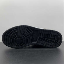 Cargar imagen en el visor de la galería, Air Jordan 1 Low Vibe White Green Black Red 553558-963