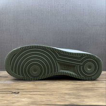 Cargar imagen en el visor de la galería, Air Force 1 07 Low Premium Bobbito Blue Suede Ice Pilgrim 316892-831