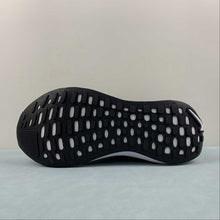 Cargar imagen en el visor de la galería, Nike ReactX Infinity Run 4 Black White DR2670-001