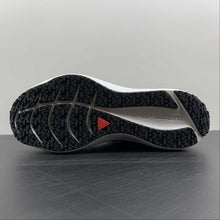 Cargar imagen en el visor de la galería, Zoom Winflo 7 Black Metallic Cool Grey CU3870-001