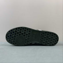 Cargar imagen en el visor de la galería, Adidas Hamburg Green Oxide Off White Shadow Green GW9641