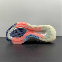 Cargar imagen en el visor de la galería, Adidas UltraBoost 22 White Dark Blue GX5929