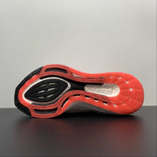 Cargar imagen en el visor de la galería, Adidas Ultraboost 22 Cloud White Vivid Red Beam Yellow HP2485