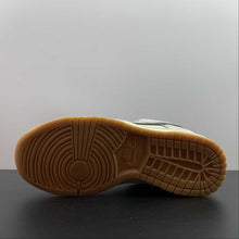 Cargar imagen en el visor de la galería, SB Dunk Low Beige Blue HC0808-200