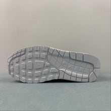 Cargar imagen en el visor de la galería, Air Max 1 Premium Denim Leopard University Gold Picante Red FJ4452-432