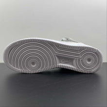 Cargar imagen en el visor de la galería, Air Force 1 07 Mid X Louis Vuitton White LD0212