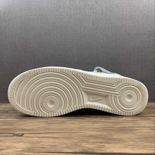 Cargar imagen en el visor de la galería, Kaws x Air Force 1 07 Mid White Blue Black CW2308-211