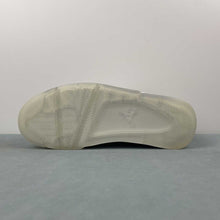 Cargar imagen en el visor de la galería, Air Jordan 4 RM White Silver Gray HQ3441-111