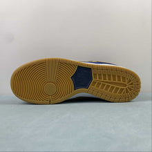 Cargar imagen en el visor de la galería, SB Dunk Low Barcelona Catalonia Blue Red Yellow DJ0606-400