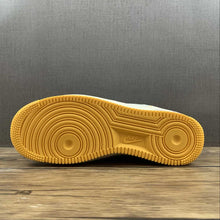 Cargar imagen en el visor de la galería, Air Force 1 07 Low x Uninterrupted MORE THAN White Yellow DW8802-605