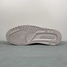 Cargar imagen en el visor de la galería, Air Jordan Spizike Low Sanddrift White HV6528-100