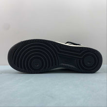 Cargar imagen en el visor de la galería, Air Force 1 07 Mid LV Suede Black White DV9988-100