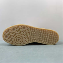 Cargar imagen en el visor de la galería, Adidas Samba Vegan Red Cloud White Gum ID0438