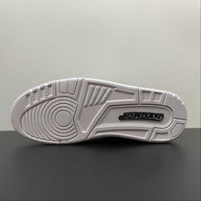 Cargar imagen en el visor de la galería, Jordan Courtside 23 Grey White Black AR1002-002