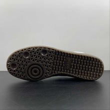 Cargar imagen en el visor de la galería, Adidas Samba OG White Black Granite B75806