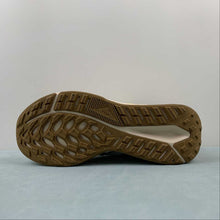 Cargar imagen en el visor de la galería, Nike Juniper Trail 2 NN Sanddrift Safety Orange Ale Brown FD4323-181