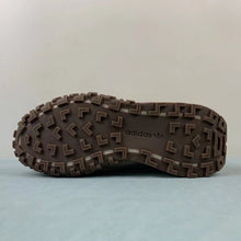 Cargar imagen en el visor de la galería, Adidas Retropy E5 W.R.P. Grey Cloud White Brown IG0501