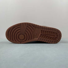 Cargar imagen en el visor de la galería, Air Jordan 1 Low Archaeo Brown Black Sail DC0774-021