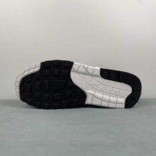 Cargar imagen en el visor de la galería, Air Max 1 Essential Off Noir White Black Vast Grey FZ5808-007