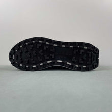 Cargar imagen en el visor de la galería, Adidas Retropy E5 Grey White Red IF6809