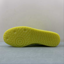 Cargar imagen en el visor de la galería, Adidas Samba Pharrell Humanrace Yellow IE7292