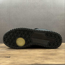 Cargar imagen en el visor de la galería, Adidas Forum Low “Black” x Bad Bunny