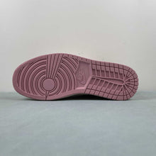 Cargar imagen en el visor de la galería, Travis Scott x Air Jordan 1 Low OG Pink Beige Red DM7866-600