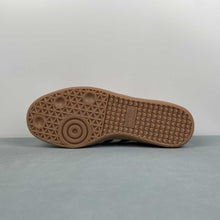 Cargar imagen en el visor de la galería, Adidas Samba OG Fox Brown Off White Gum JR0892