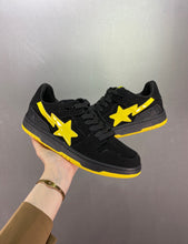 Cargar imagen en el visor de la galería, BAPE Sk8 STA Black Electric Yellow