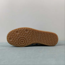 Cargar imagen en el visor de la galería, Adidas Samba OG Sporty and Rich Blue Grey IE6975