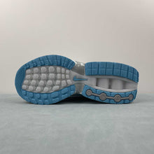 Cargar imagen en el visor de la galería, Air Max Dn White Safari HM5653-440