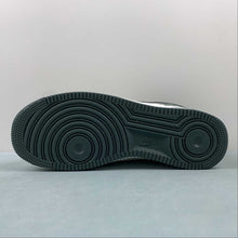 Cargar imagen en el visor de la galería, Air Force 1 07 Low Black Green White LF8989-333