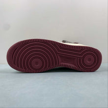 Cargar imagen en el visor de la galería, Undefeated x Air Force 1 07 Mid Off White Dark Red UW2369-015