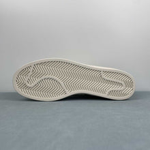 Cargar imagen en el visor de la galería, Adidas Superstar x Bape HS3088