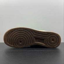 Cargar imagen en el visor de la galería, Air Force 1 07 Low Pinapple Green Glow Coconut Milk Metallic Gold CZ0268-300