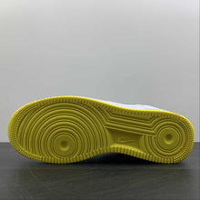 Cargar imagen en el visor de la galería, Air Force 1 Low White Ligth Green Tick Yellow AF1234-001