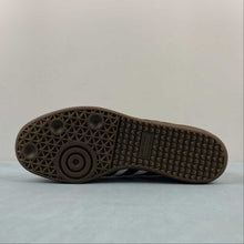 Cargar imagen en el visor de la galería, Adidas Samba Vegan Cloud White Core Black Gum H01877