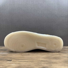 Cargar imagen en el visor de la galería, Air Force 1 07 Low White Black Gold CJ8899-111