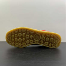 Cargar imagen en el visor de la galería, Adidas x Gucci Gazelle Red Velvet White