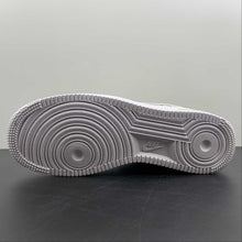 Cargar imagen en el visor de la galería, Air Force 1 07 Low Stitch White Tan Neon FB1852-111