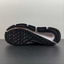 Cargar imagen en el visor de la galería, Zoom Span 4 Lt Smoke Grey Black DC8996-005