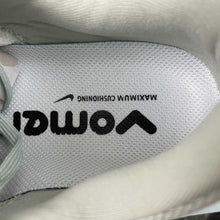 Cargar imagen en el visor de la galería, Nike Zoom Vomero 18 Grey Fluorescent Green HM6803-002
