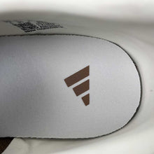 Cargar imagen en el visor de la galería, Adidas Urban Reverie Brown Brown Off White KJ4034