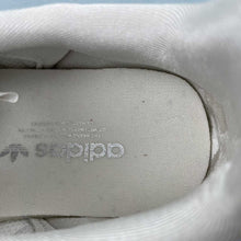 Cargar imagen en el visor de la galería, Adidas Samba OG Silver Metallic Sand KI6264