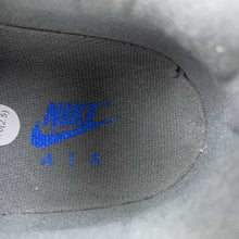 Cargar imagen en el visor de la galería, Air Force 1 Low Cut Out Swoosh Gray Light Blue Black Smoke Photo DO6709-002